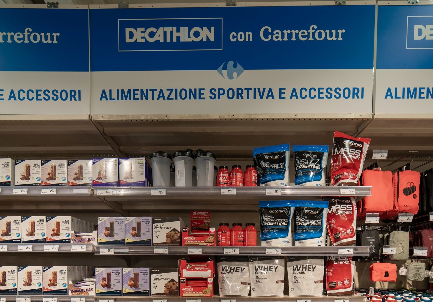 Carrefour-Decathlon, partnership per 